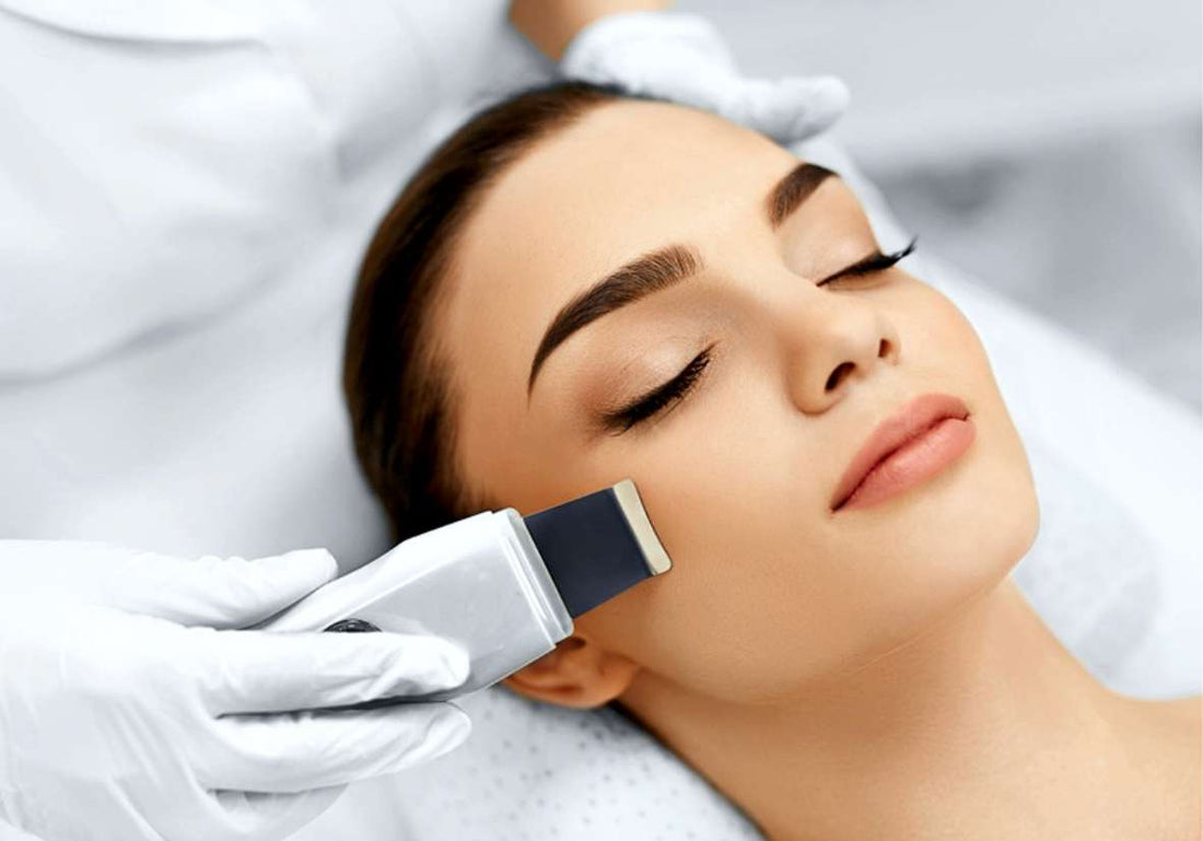 Why-Ultrasonic-Facial-Cleansing-Devices-Are-a-Game-Changer-for-Clearer-Skin FitiqueFit